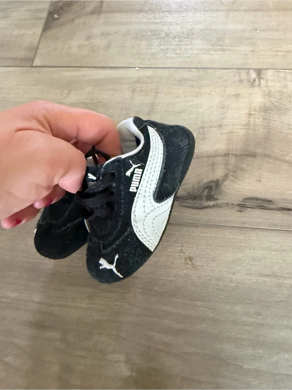 Puma Black and White Baby Suede Shoes size 2